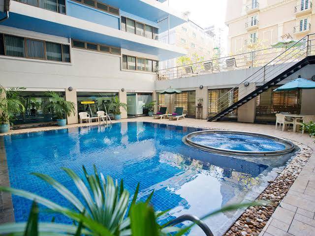 Kingston suites