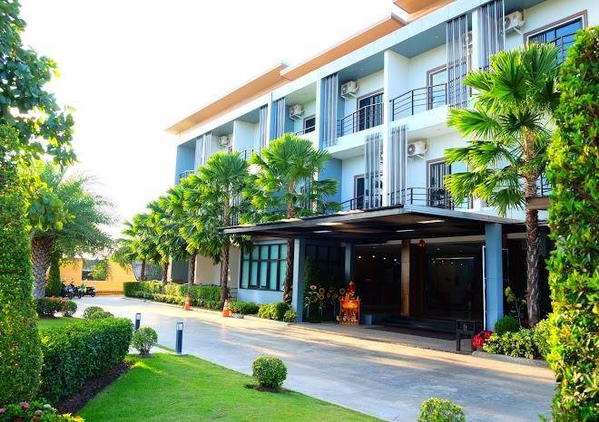 Ray hotel burirum