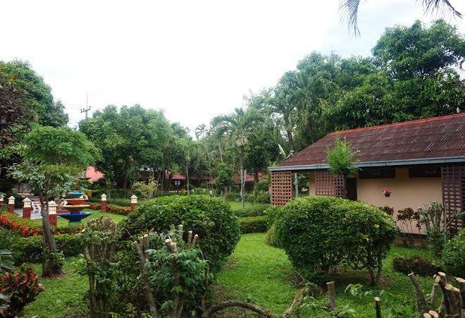 C & c resort nangrong
