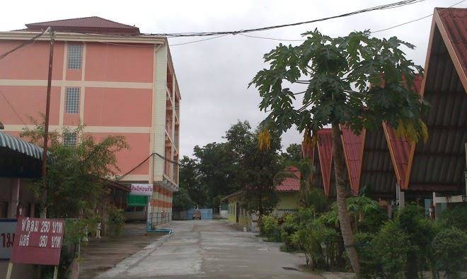 Prakhonchai resort hotel