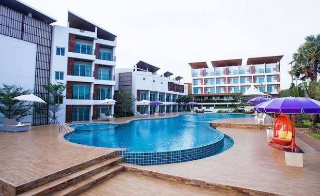 Saint tropez beach resort hotel