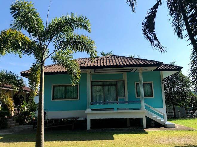 Tharathip resort