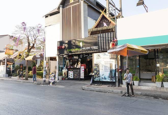 Baan lanna walking street