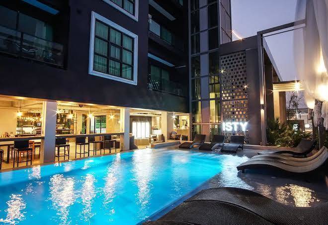 Isty hotel