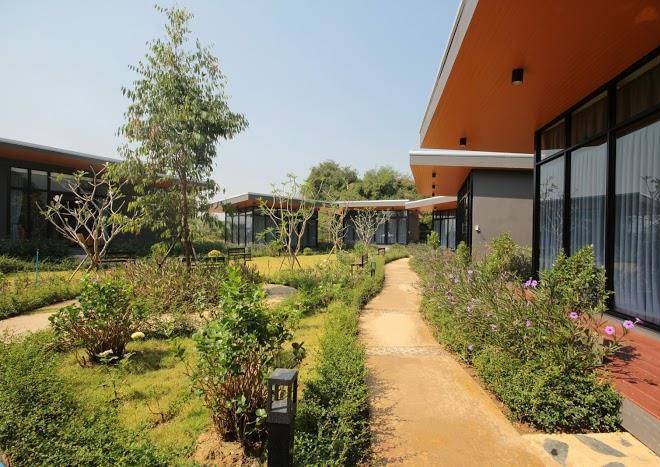 Rock and loft cafe & resort chiang mai