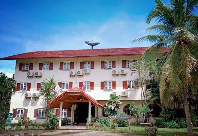 Sai nam min hotel