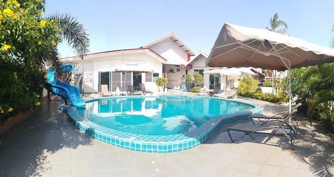 Baan kaew ruen kwan