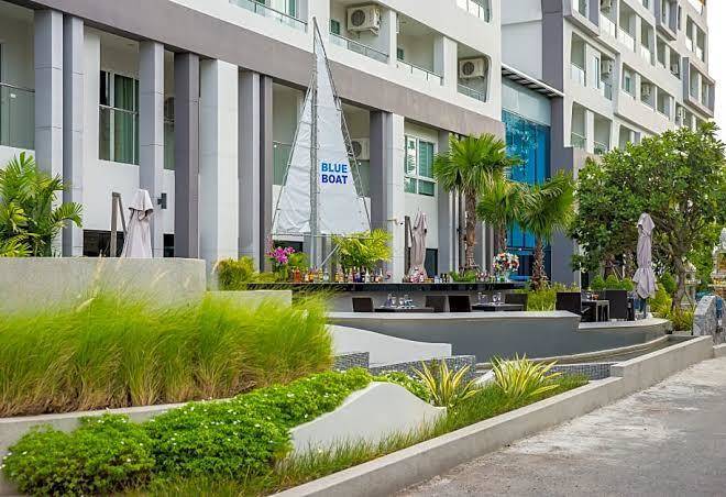 Blue boat design hotel