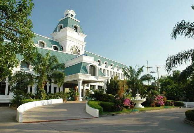 Camelot hotel pattaya