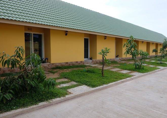 Golden hut resort