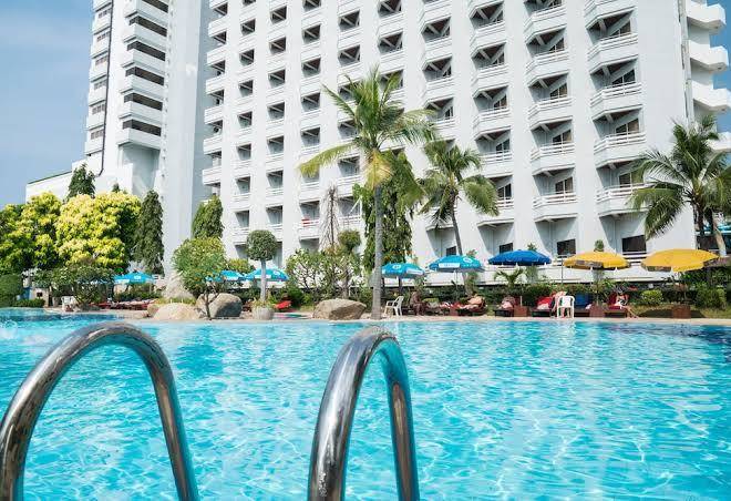 Grand jomtien palace
