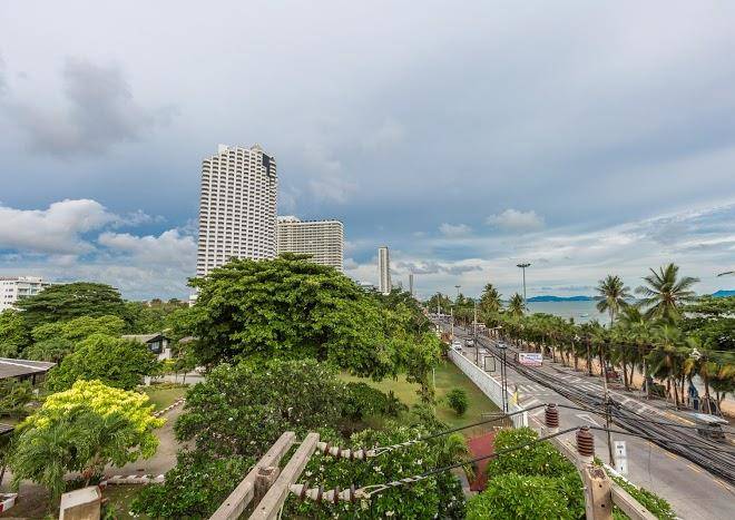 Marina Jomtien Beach Image