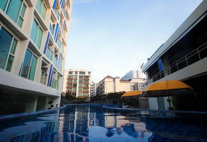 R Con Blue Ocean Image