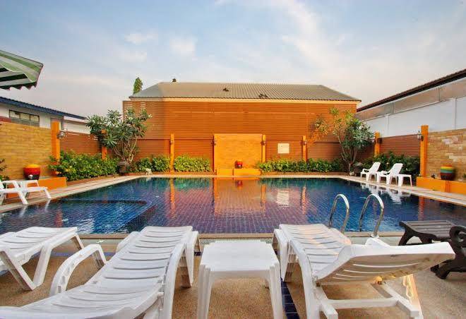 Suksabai resort pattaya