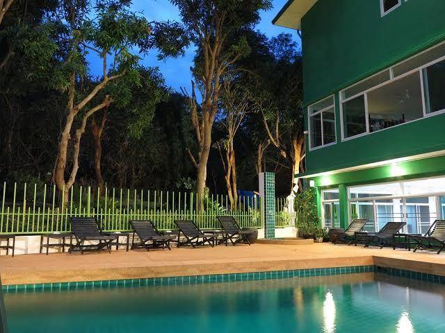 Wiz hotel pattaya