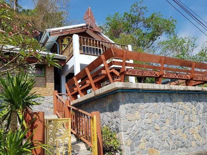 Baan nangfah koh sichang