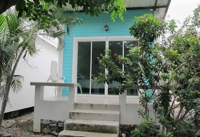 Koh sichang charlies bungalows