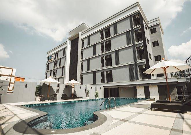 B2 amata nakorn premier hotel