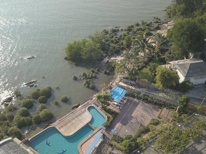 Bai Bua Beach Resort Image