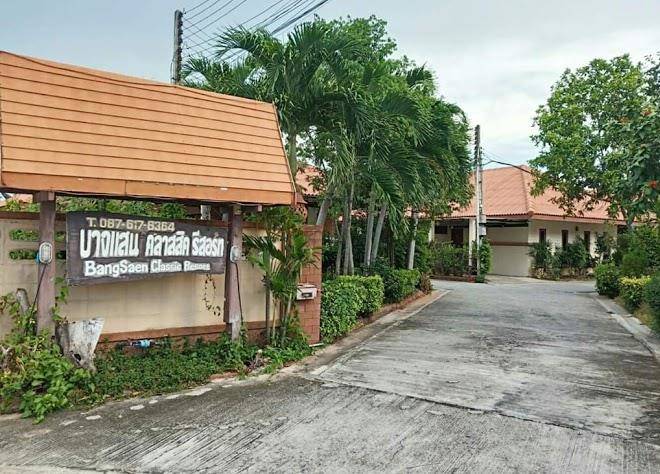 Bangsaen Classic Resort Image