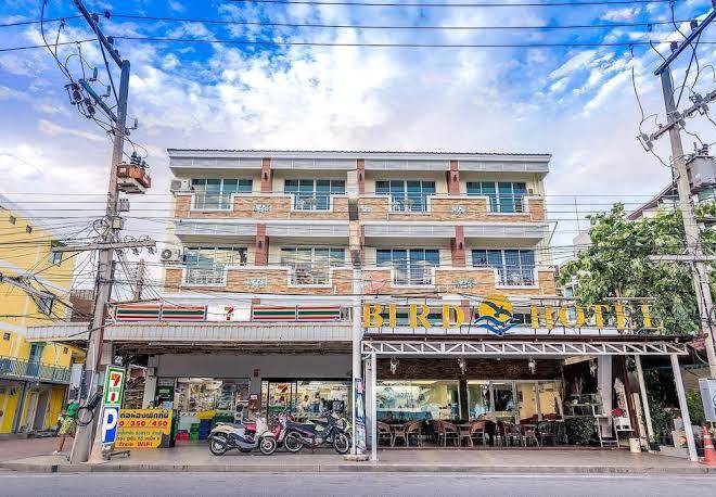 Bird bangsaen hotel
