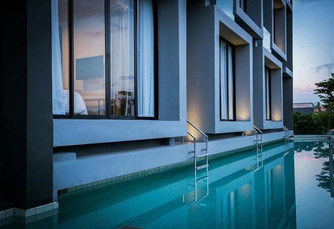 Kalm Bangsaen Hotel Image