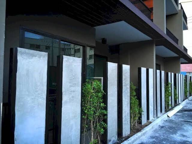 Legen condo & luxury service