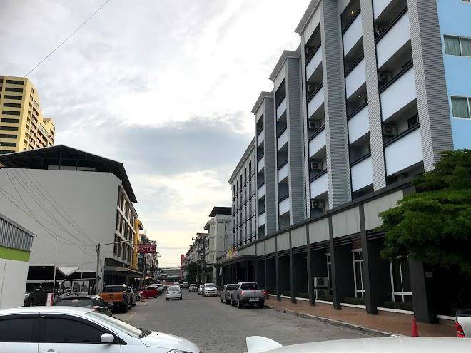 Laemchabang city hotel