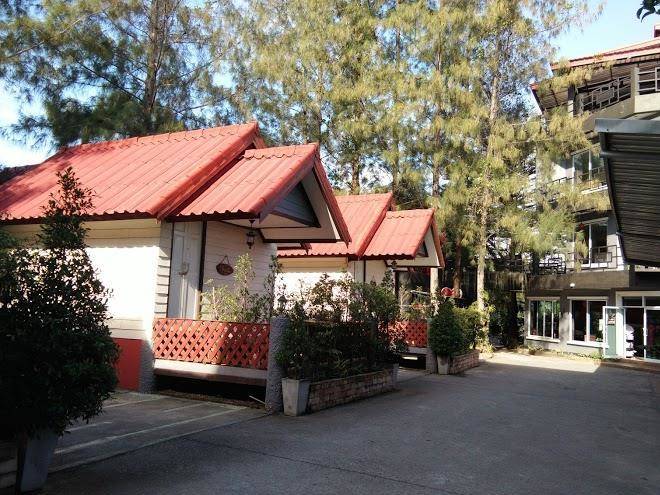 Red heart resort
