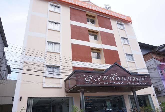 Auychai grand hotel