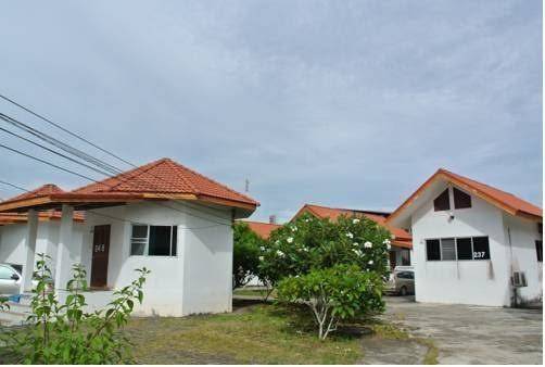 Chumphon Park Resort Image