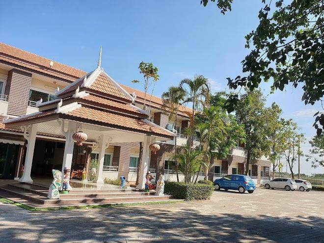Baan suanphet resort