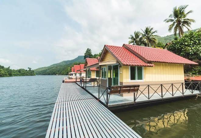 Naphatphorn resort
