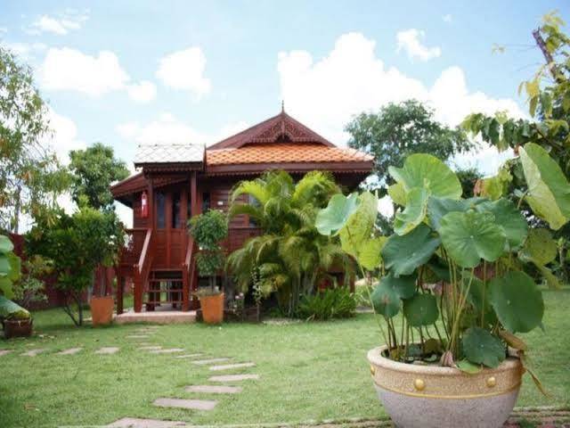 Resort baan sasithorn