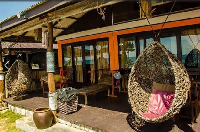 Horizon bungalow restaurant and bar