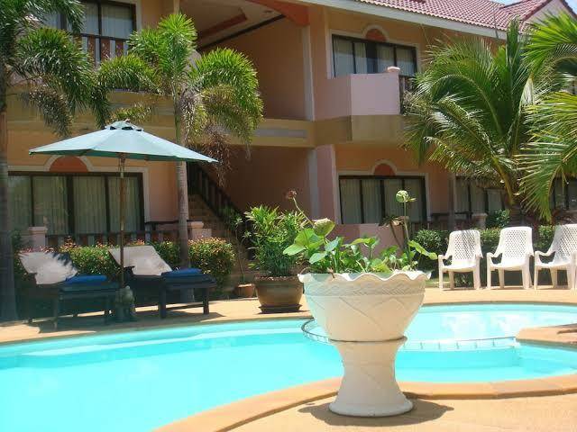 Lanta Sea Front Resort Image