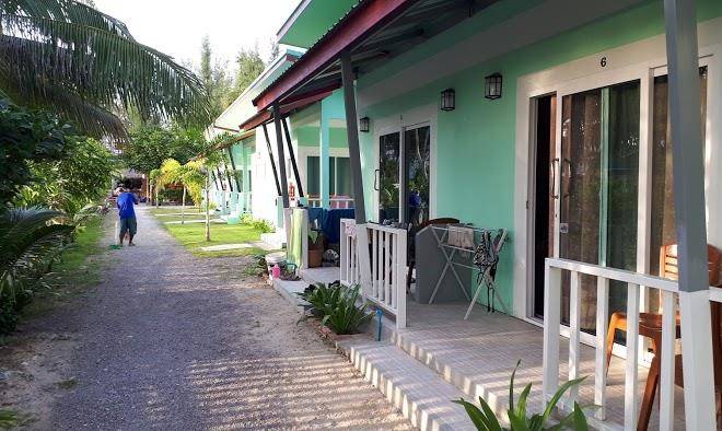 Lanta Triple Novel Image