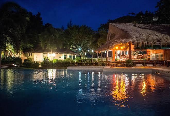 Twin bay resort