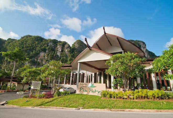 Aonang phu petra resort krabi thailand
