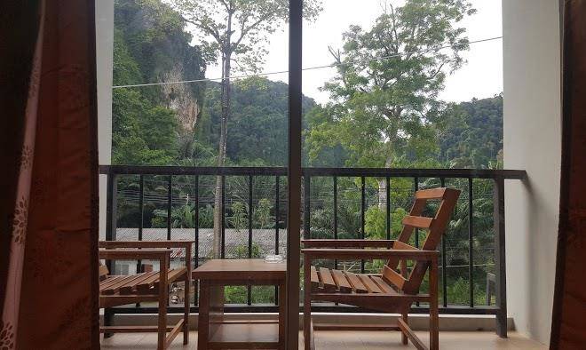 Baan pak poom malee