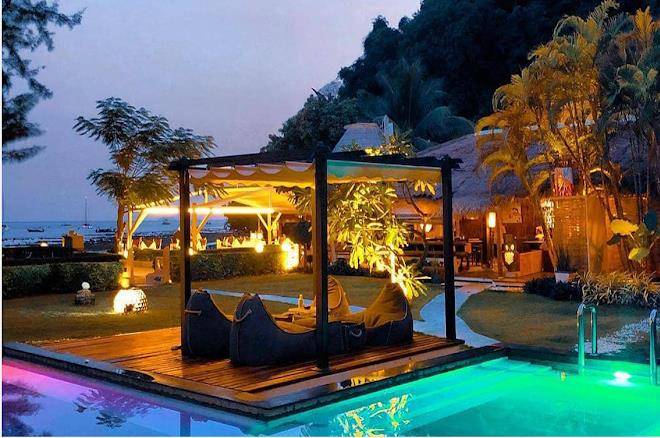 Mama beach residence