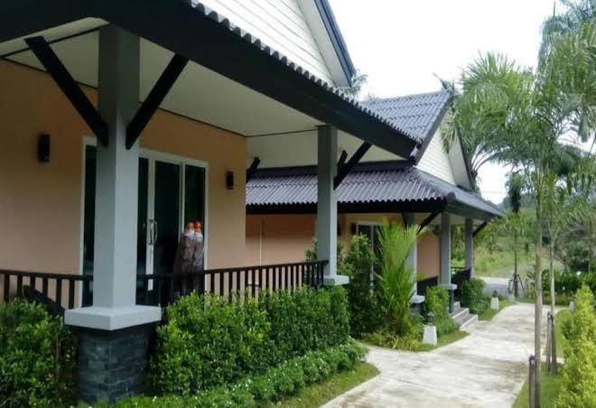 Palm kiri resort