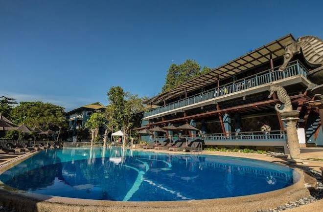 Peace laguna resort & spa