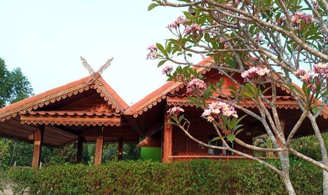Baanrai maeta resort