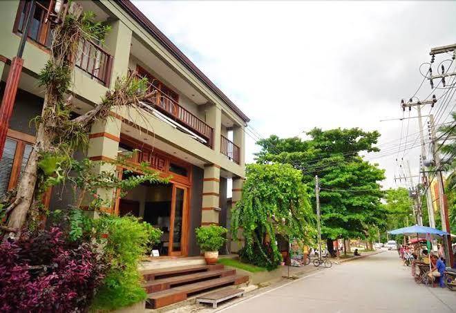 Chic Chiangkhan Hotel Image