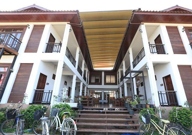Norn nab dao rimkhong hotel