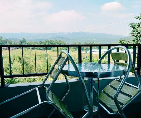 S j k boutique hotel