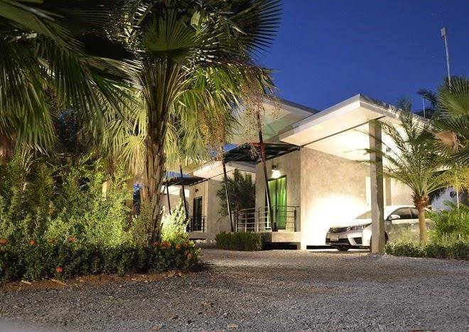 Lopburi palm resort