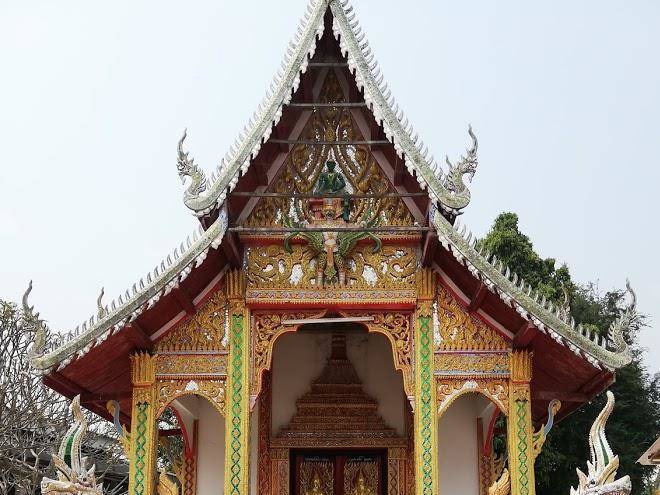 Happy in pai