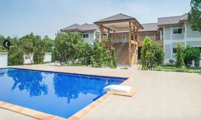 Baansuankhunyaiy resort